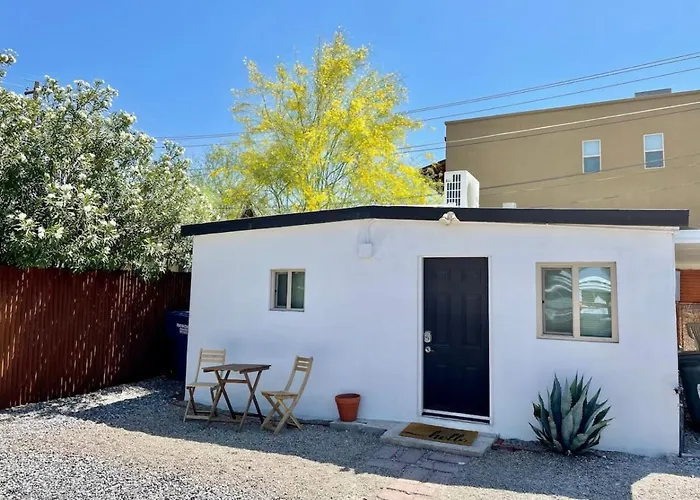 Casita, 1 Bedroom 1 Ba, Near U Of A, Fully Fenced Tucson